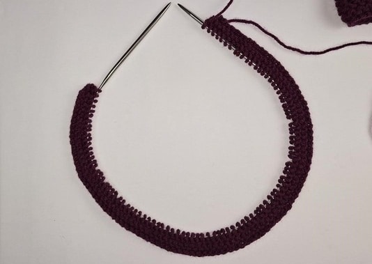 Tejer a Punto Bobo hasta obtener el largo deseado - Adriana Balado